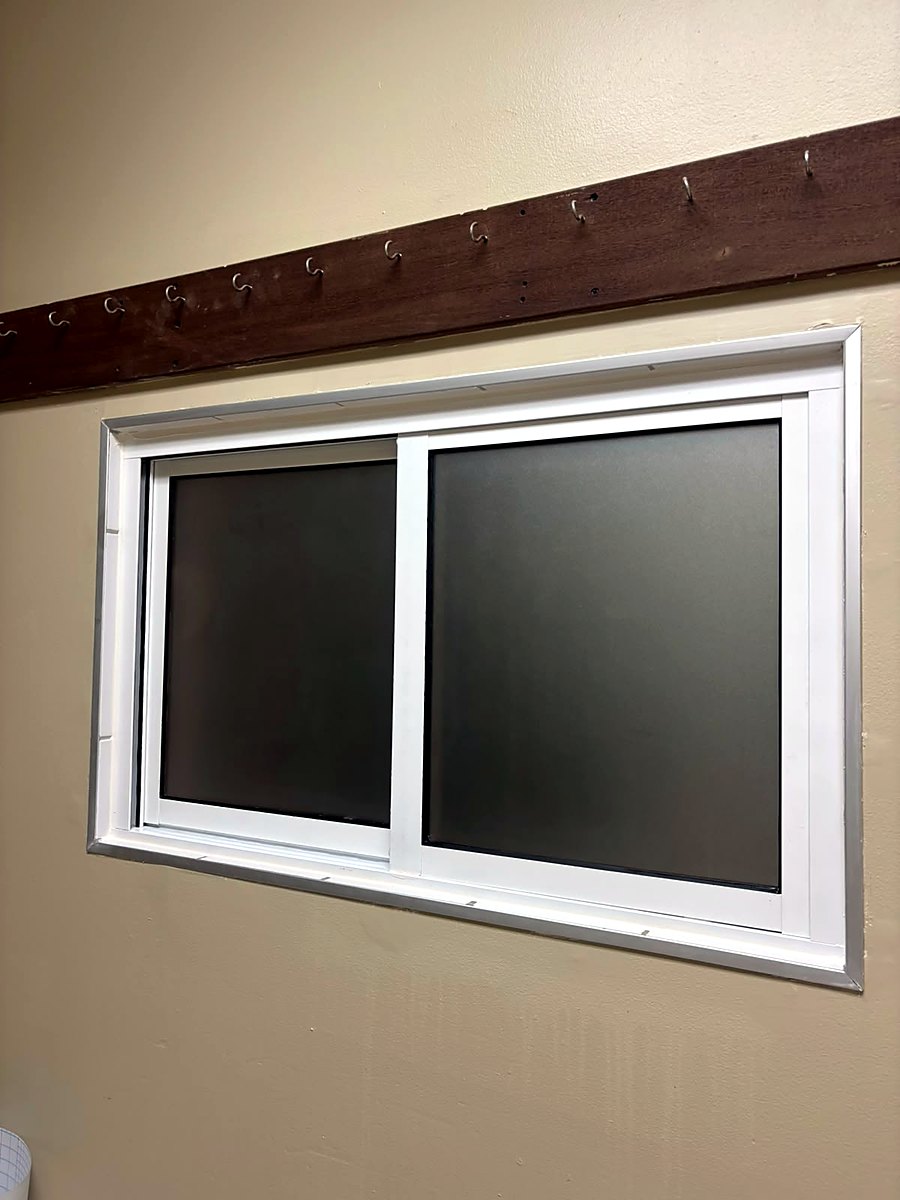 Ventana corrediza de 2 pulgadas blanco